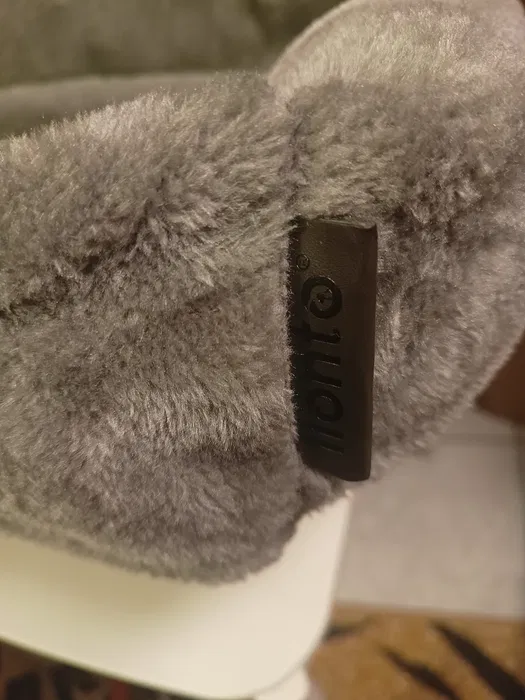 Jasnoszare pluszowe legowisko hamak na kaloryfer dla kota Lionto na metalowej ramie gem-ewa-mariusz.pl