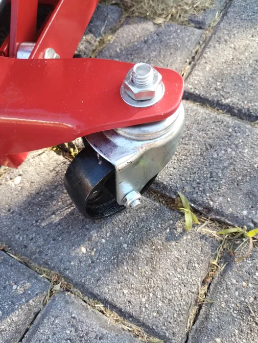 Czerwony metalowy podnośnik podłogowy do skrzyni biegów 200 kg mechanizm nożycowy