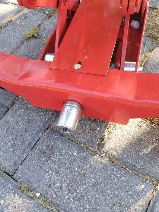 Czerwony metalowy podnośnik podłogowy do skrzyni biegów 200 kg mechanizm nożycowy