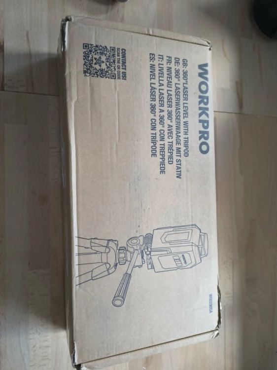 Poziomica laserowa WORKPRO 360 stopni z zieloną wiązką na teleskopowym statywie