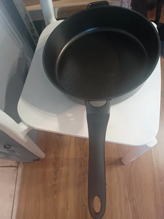Głęboka patelnia do serwowania z odlewu aluminiowego Silvercrest 28 cm z powłoką ILAG bez pokrywki