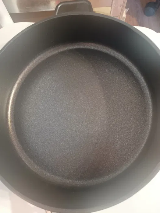 Głęboka patelnia do serwowania z odlewu aluminiowego Silvercrest 28 cm z powłoką ILAG bez pokrywki