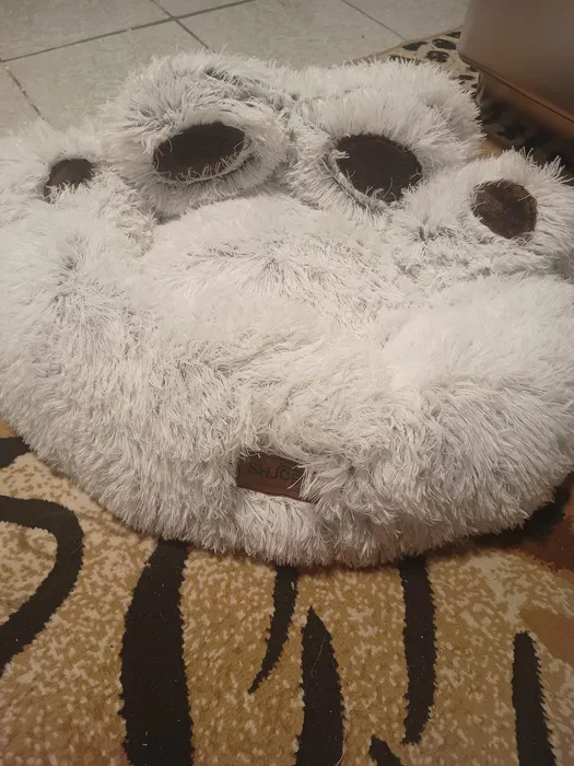 Okrągłe pluszowe puszyste legowisko dla psa i kota Shjoee średnica 50 cm