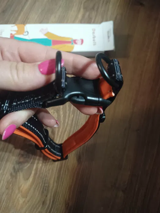 Nylonowa obroża dla psa Dasbulk z wbudowanym czarnym uchwytem na AirTag rozmiar S