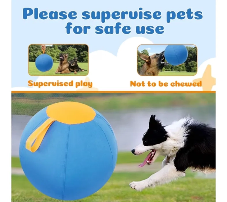 Niebieska piłka dla psa Herding Ball 65 cm w osłonie z żółtą pompką nożną