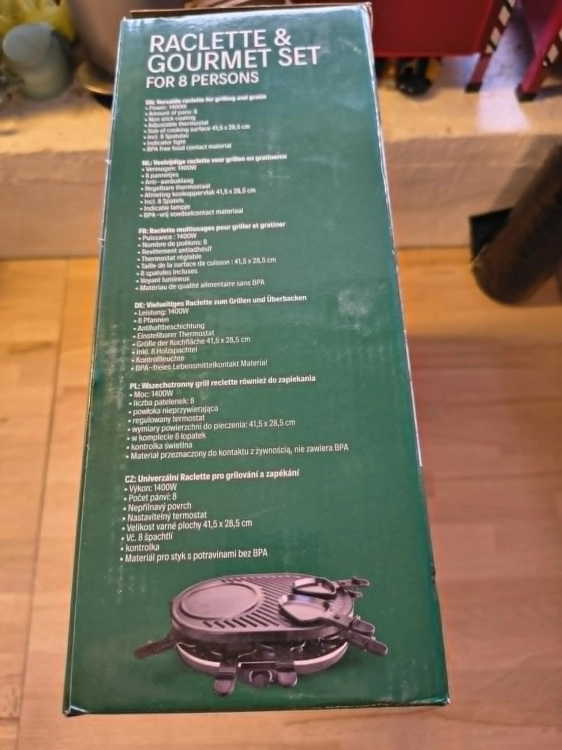 Zielono-biały oryginalny karton z grillem elektrycznym Raclette Gourmet Set 42x29 cm