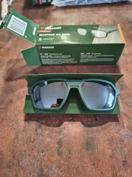 nowe-okulary-przeciwsloneczne-parkside-fan-edition-oryginalne-opakowanie