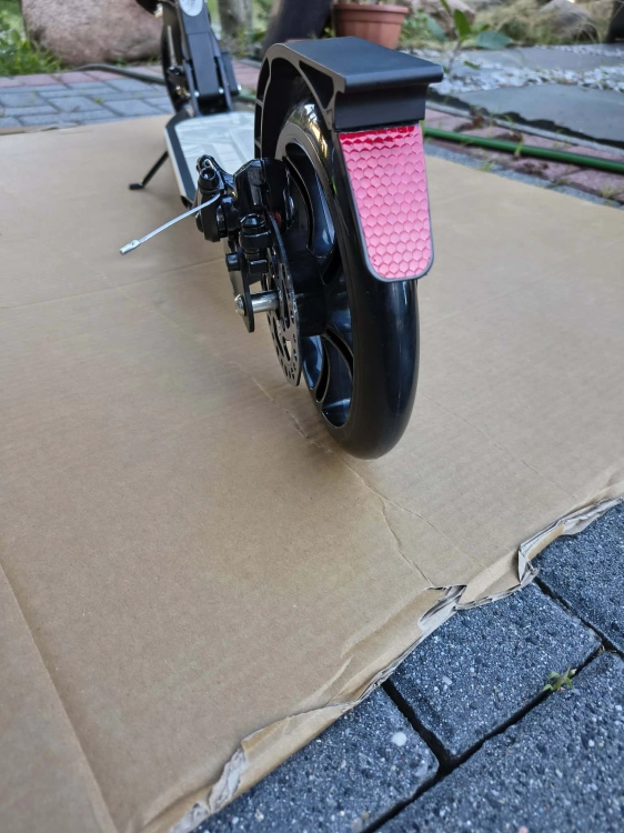 hulajnoga-urban-scooter-miejska-skladana-czarna-z-hamulcem-tarczowym