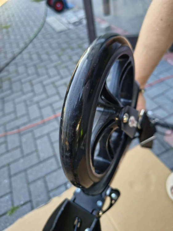 hulajnoga-urban-scooter-miejska-skladana-czarna-z-hamulcem-tarczowym