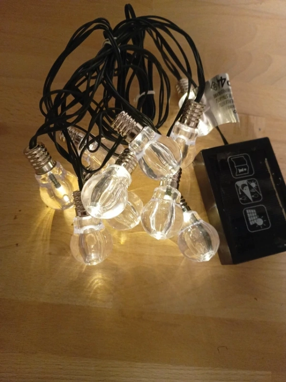 livarno-home-solarna-girlanda-swietlna-led-10-zarowek-ogrodowa-opakowanie