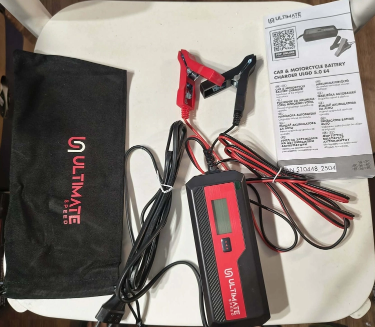 prostownik-mikroprocesorowy-ultimate-speed-ulgd-5-0-e4-6v-12v-zestaw