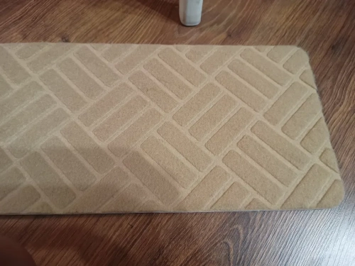 Beżowe dywaniki schodowe samoprzylepne carpet floor protection zestaw piętnaście sztuk gem-ewa-mariusz.pl