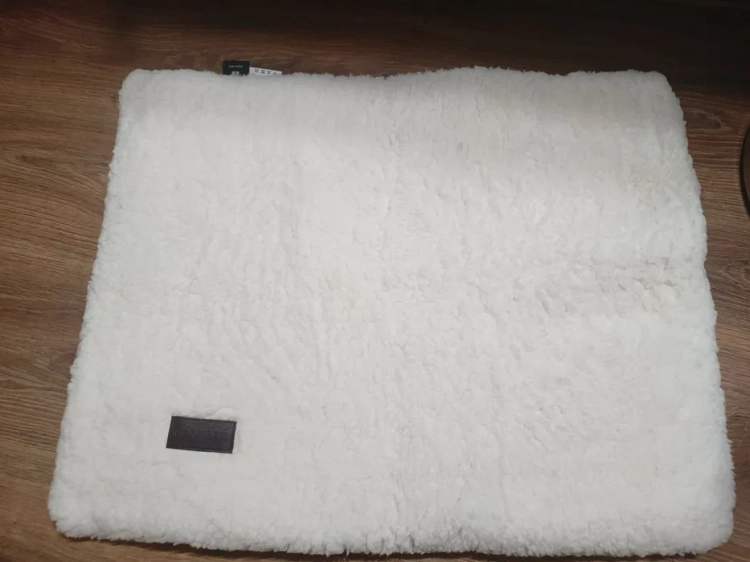 Samonagrzewający pluszowy koc termiczny dla psa i kota Mora Pets szary gem-ewa-mariusz.pl