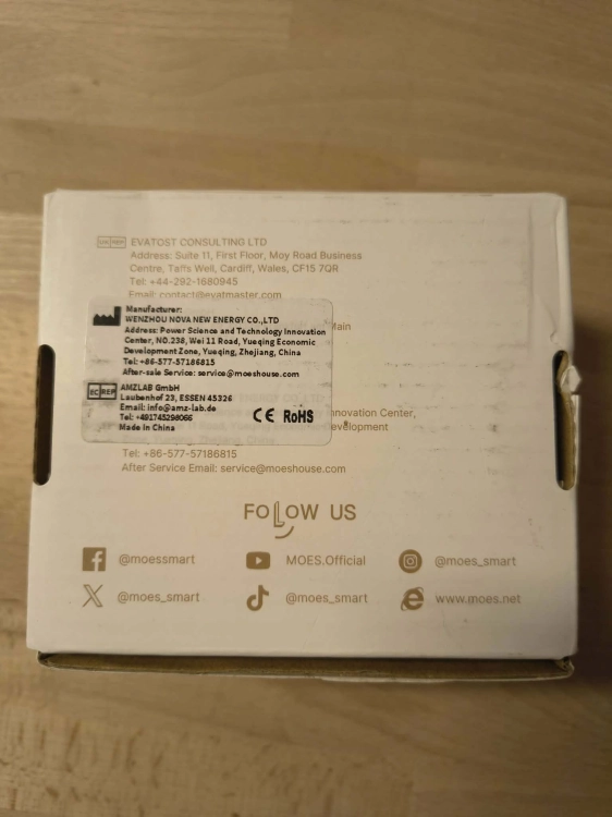 Oryginalne białe opakowanie inteligentnego termostatu MOES Smart Thermostat Wi-Fi Tuya gem-ewa-mariusz.pl