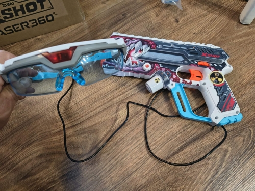 x-shot-skins-laser-360-zestaw-4x-wyrzutnie-pistolety-laserowe-zuru-gem-ewa-mariusz