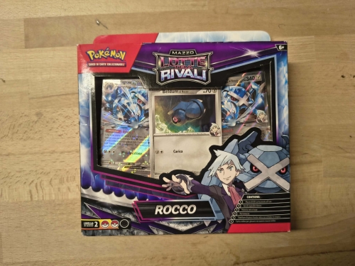 Oryginalny włoski zestaw startowy kart Pokemon TCG Mazzo Lotte tra Rivali Rocco z figurującymi kartami Metagross ex i Beldum