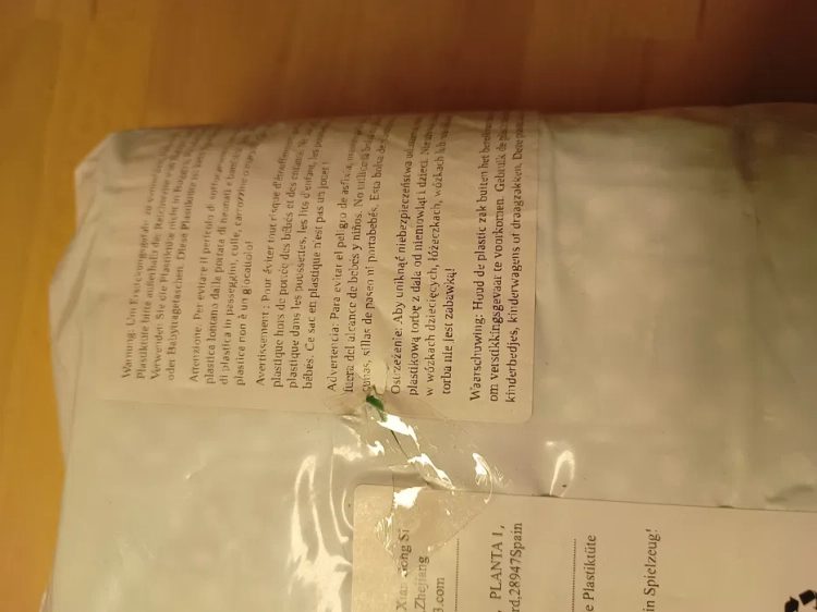 Nowe opakowanie białych jednorazowych pieluch dla małego psa i kota MICOOYO w rozmiarze S z elastyczną talią na rzepy